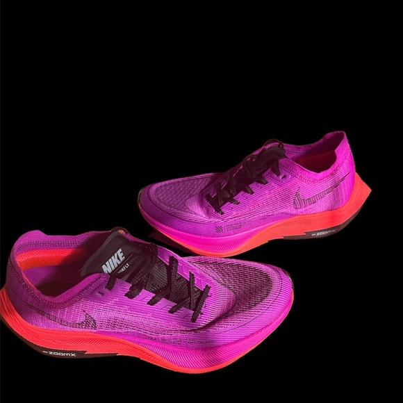 Nike Wmns ZoomX Vaporfly Next% 2 “Hyper Violet” - Picture 2 of 5